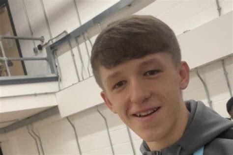aged modpack|Tributes to 'kindest soul' and 'most genuine lad' who died aged 18 .